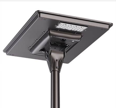 Solar powered walkway lighting system